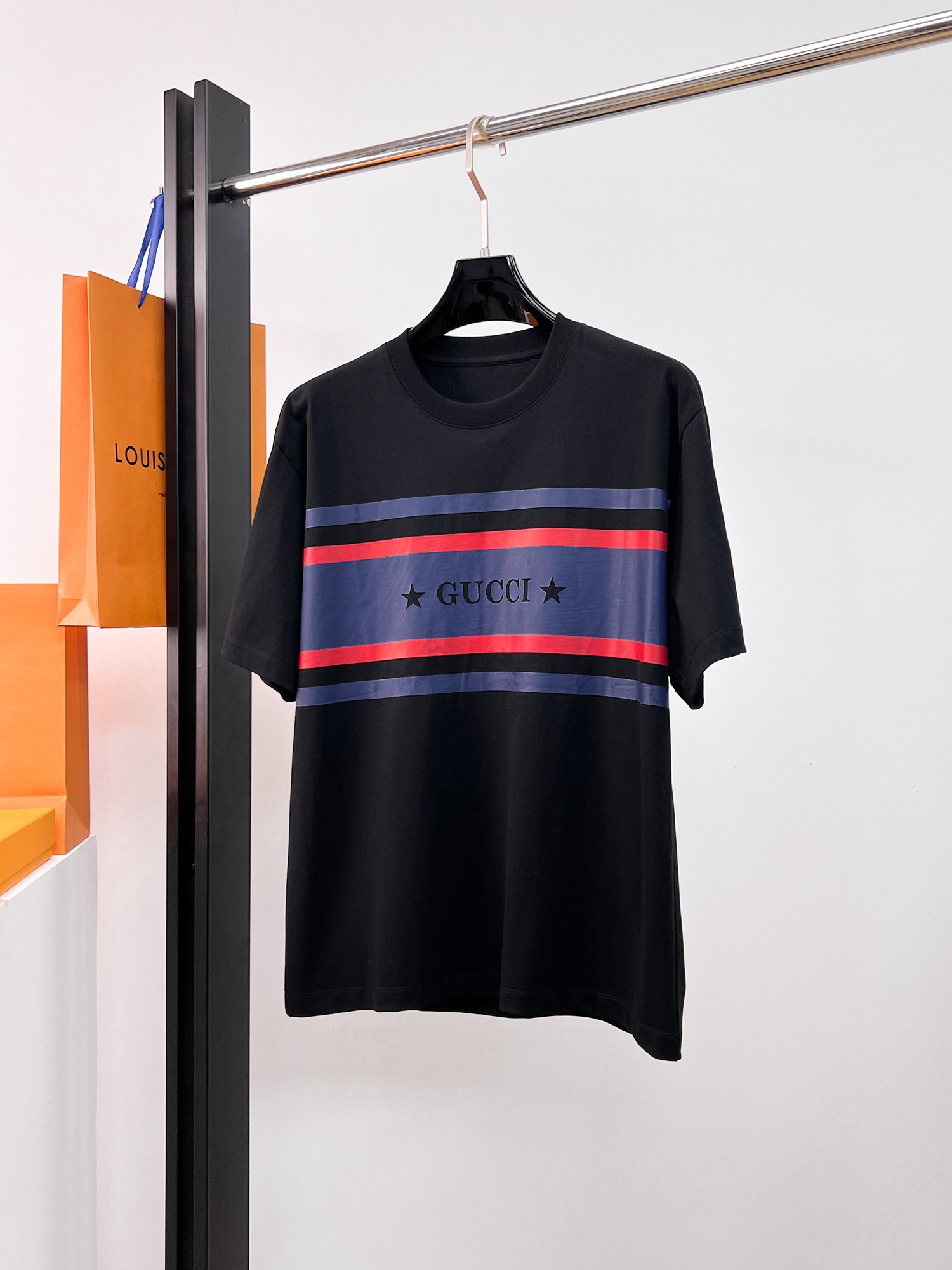 short sleeves